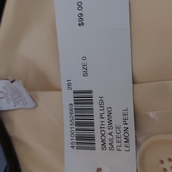 Yellow jacket - Picture 4 of 4